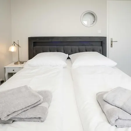 Apartamento Haus Seebl App 6 - Sonnen-suite Hörnum